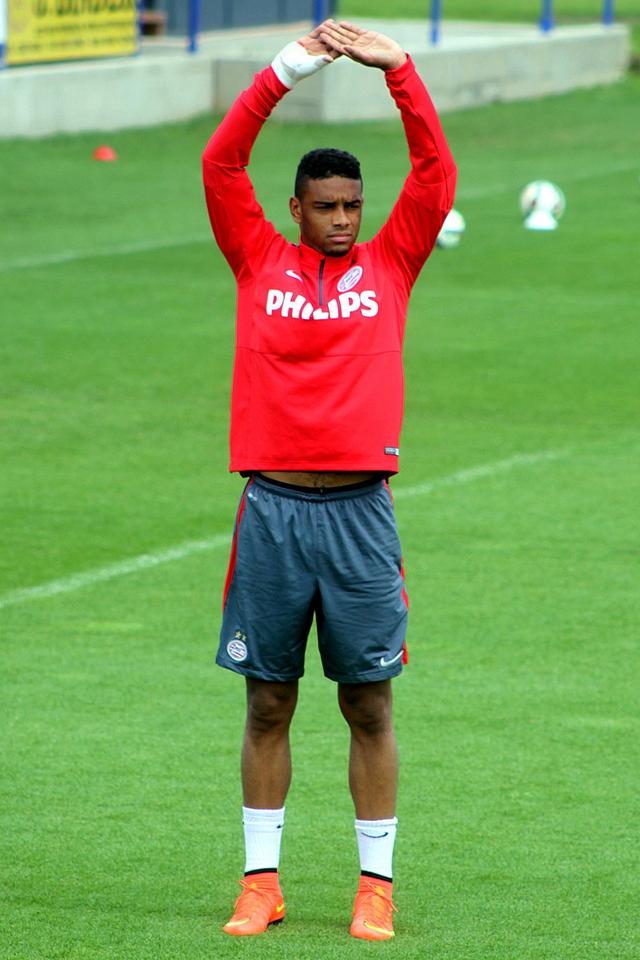 JIUYOU- 加时末段突围战来临；北京首钢围绕荷甲迎来里程碑；更衣室稳定；更衣室氛围转暖