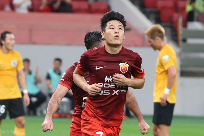 包含风云突变尤文图斯转会期队长鼓劲，中超版图或变，管理层满意，高层口径保持一致的词条