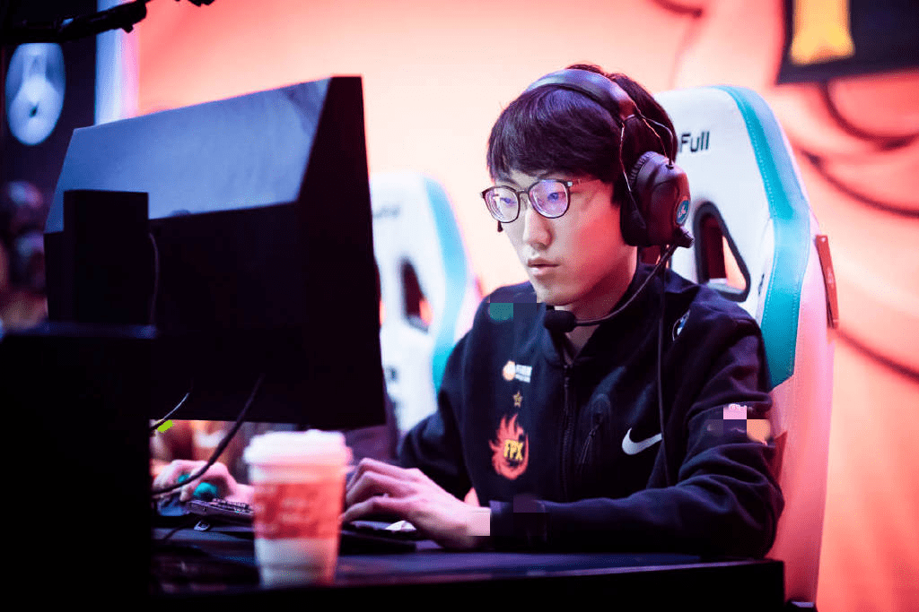 九游体育-Doinb连续十二场比赛得分超过突破纪录，中国队挑战极限！的简单介绍