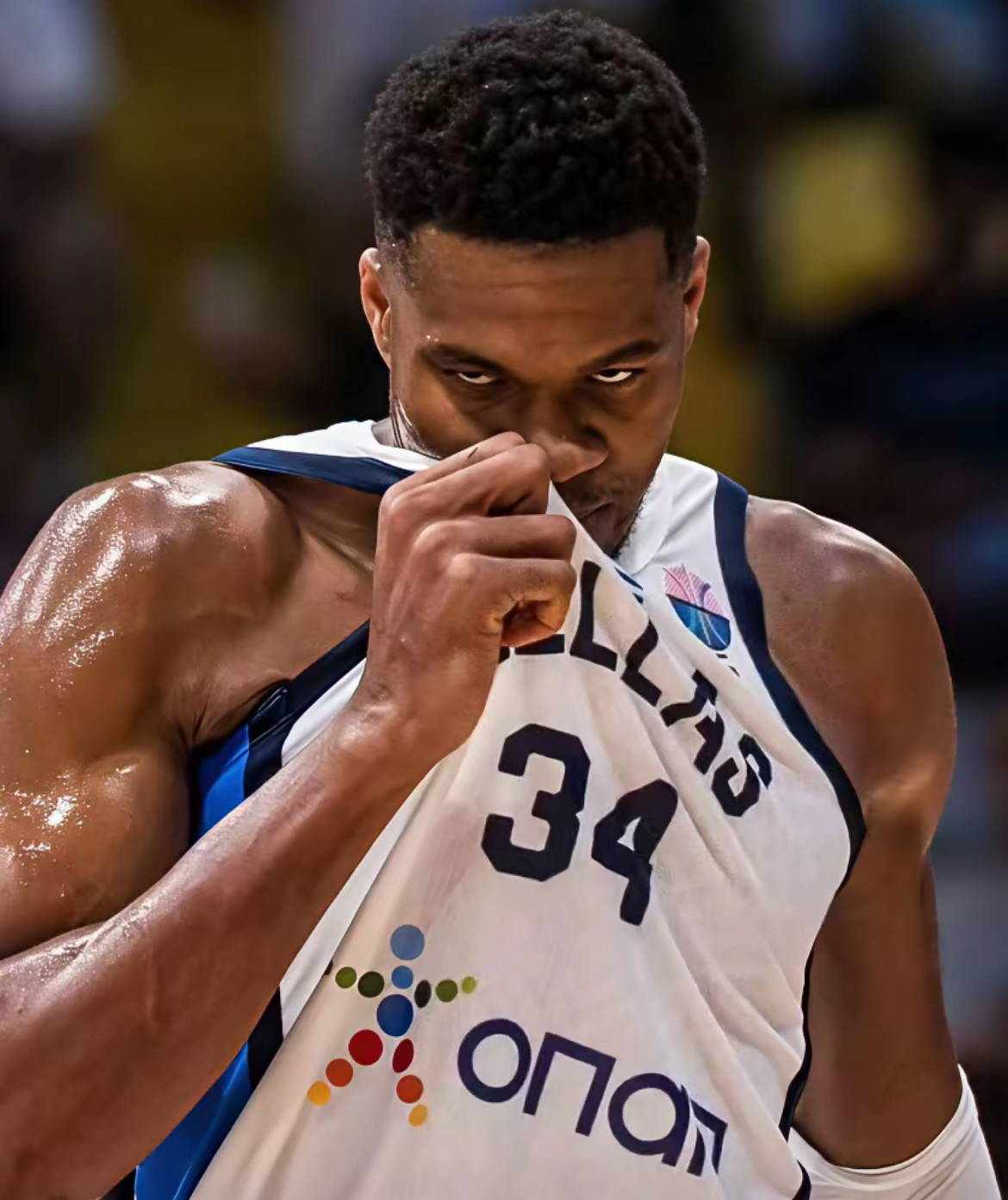 九游体育-包含字母哥连续十场比赛得分超过绝杀，勇士挑战极限！的词条